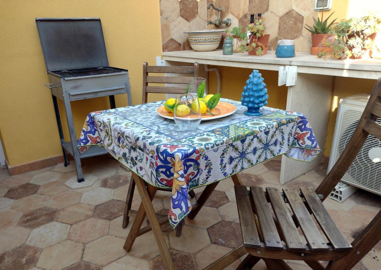 Ragusa Exclusive Flat With Terrace & Bbq Ngoại thất bức ảnh